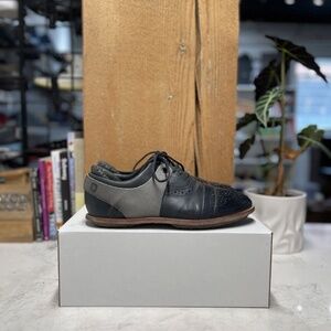 Tsubo Black/Grey Dress Shoes. (Size 9.5)